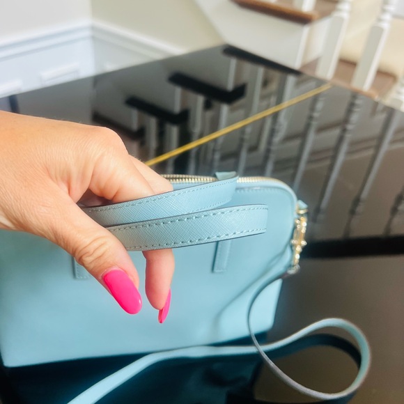 Kate Spade Blue Crossbody Bag Chic and Versatile - Picture 3 of 7
